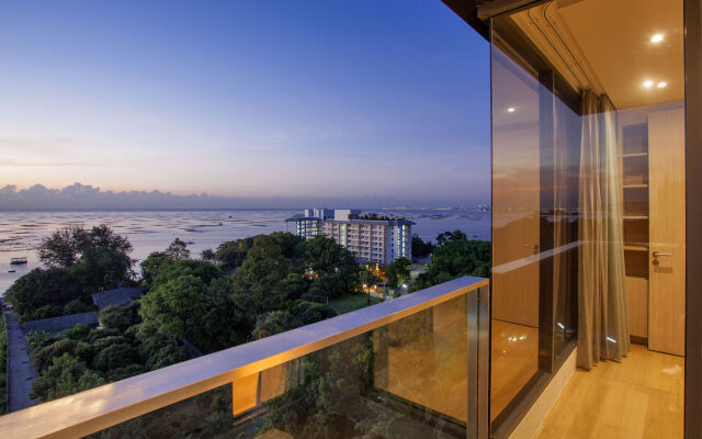 Balcony Seaside Sriracha Hotel & Serviced Apartments (SHA Extra Plus)