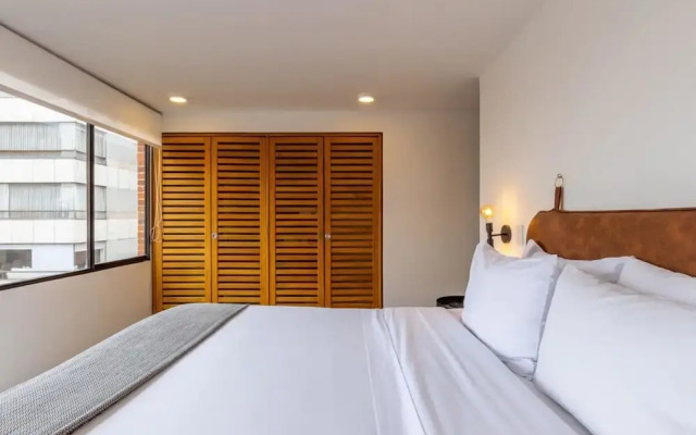 w Spectacular 2BR in Cabrera