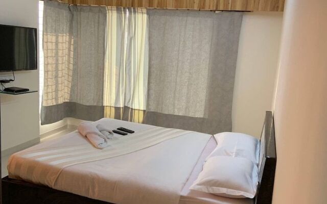 Comfortable & Relaxing Stay In Bandra East