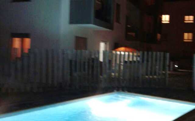 Apartment with One Bedroom in Caldas Da Rainha, with Shared Pool, Furnished Terrace And Wifi - 7 Km From the Beach