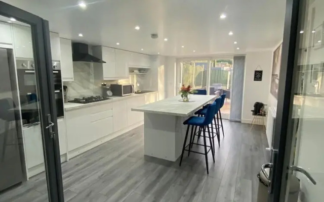 Ideal Lodgings in Baxenden