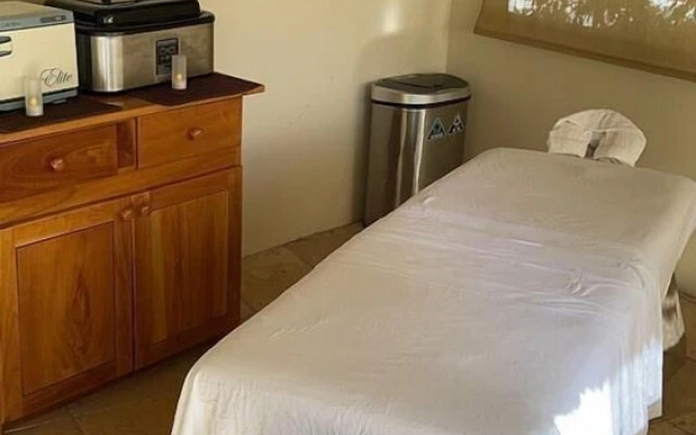 Blue Paloma Bed & Breakfast