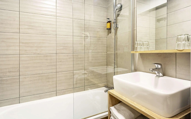 Ostal Pau Université - Sure Hotel Collection by Best Western