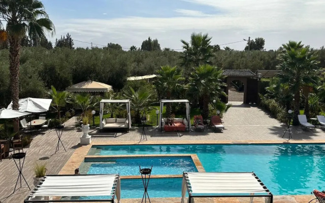 Just V hotel & Spa