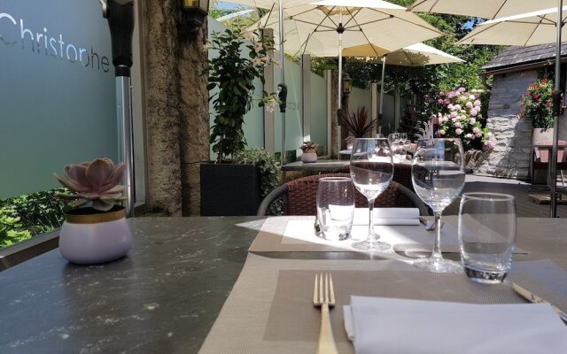 Le St Christophe Hotel Restaurant