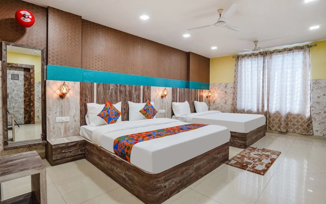 Rs Residency by OYO Rooms