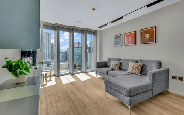 One Bedroom Serviced Apartment in Stratford