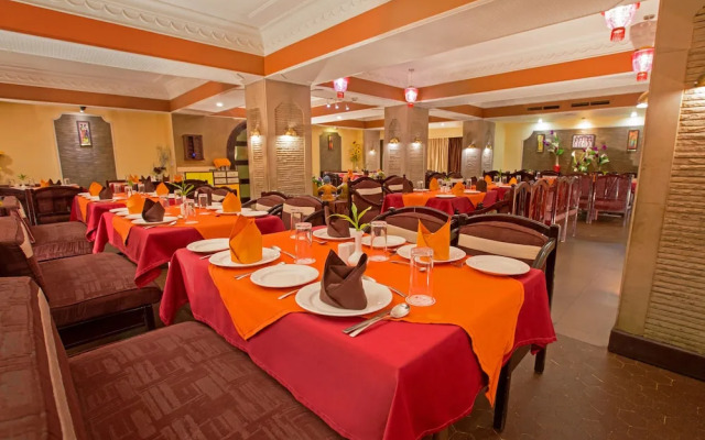 Hotel Rajmahal