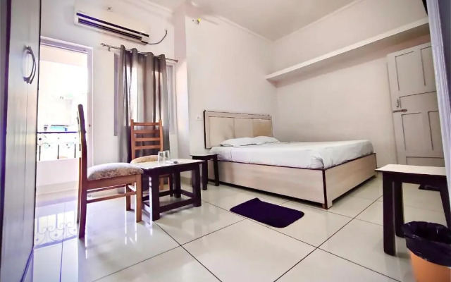 OYO 28196 Hotel Corbett Radiance