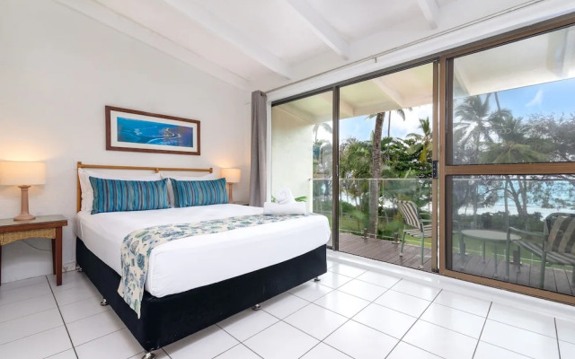 Seascape Holidays – Beachfront Terraces