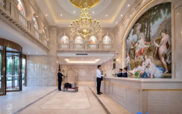 Vienna International Hotel Guizhou Guiyang Xiaohe Changjiang Road Subway Station