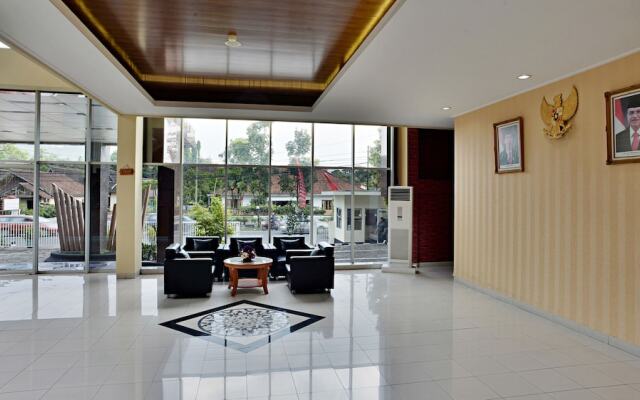 ZEN Rooms Cipayung KM 71