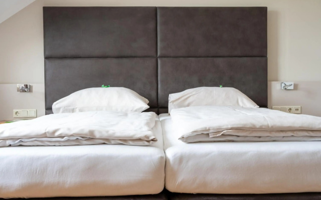 eee hotel Perg