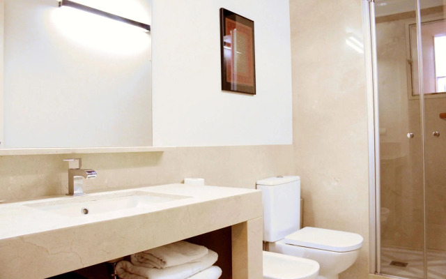 Laurel Suites
