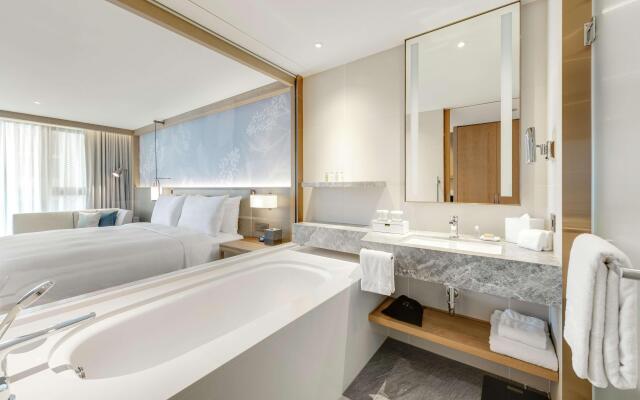 DoubleTree by Hilton Taipei Zhongshan