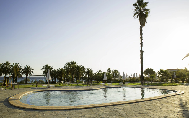 Kassandra Palace Seaside Resort