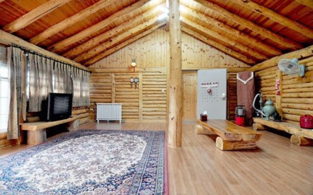 Seogwipo Log House Pension