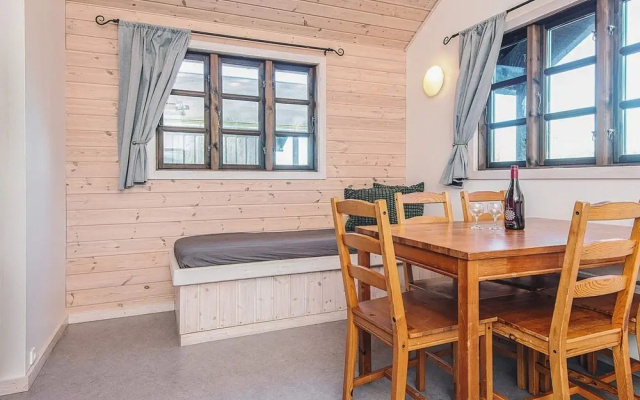 5 Person Holiday Park Home in Ronde