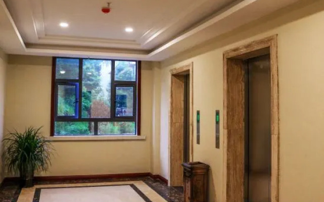 Yajia Hotel