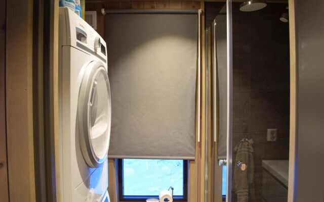 Awesome Home in Fåvang With 4 Bedrooms