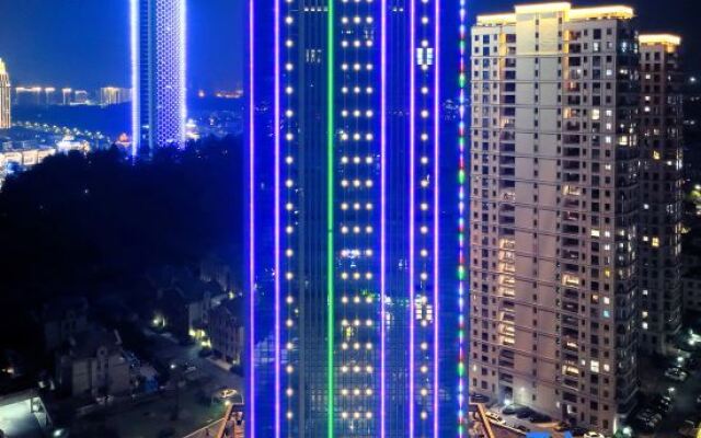 Tonglu Daqishan Road Ganghui GINLAN JIA Grand Hotel