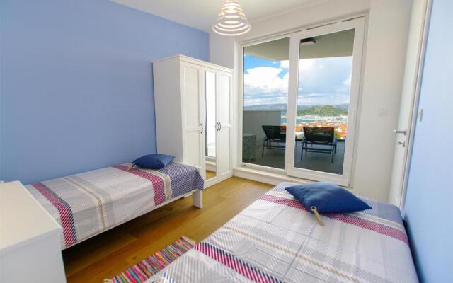 Brand New apartment in Murter id:100