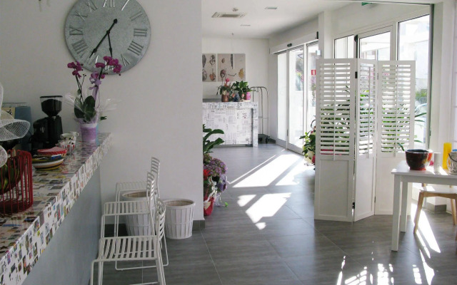 Maree Hotel