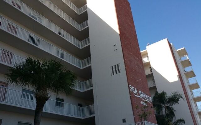 Seabreeze Condominiums