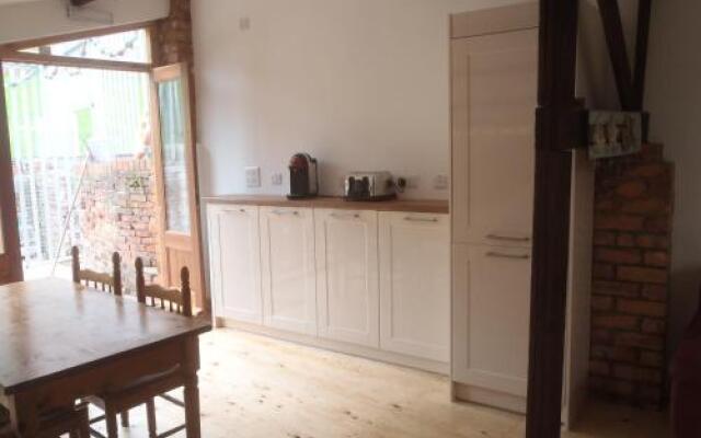 The Boat Shed Hostel