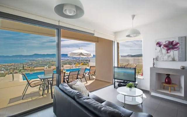 Latchi Holiday Villa Ev21