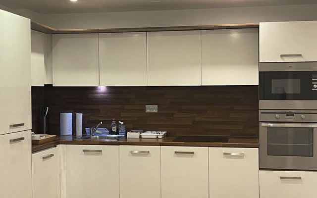 Lovely Luxury 1-bed Apartment in Wembley