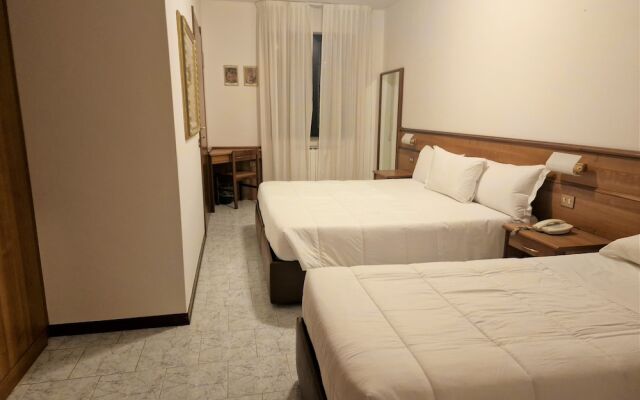 Hotel Montegrino Lakeview