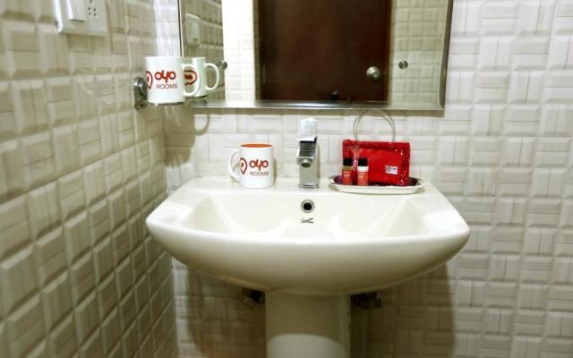 OYO 8715 Hotel Nakshatra Grand