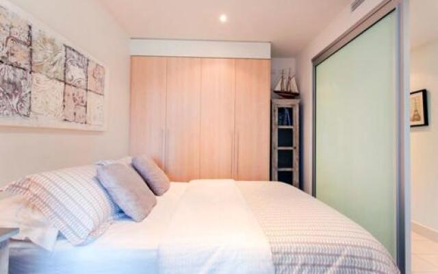 Glenelg Holiday Apartments-Pier