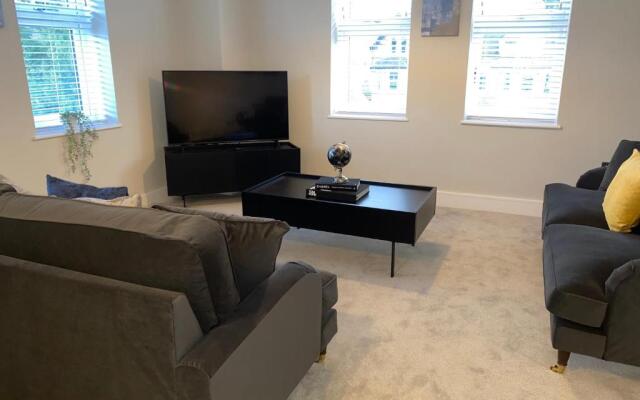 Roomotel - Oakview Moseley