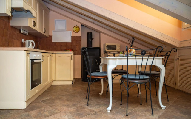 Casa Nobile in old town by AULA