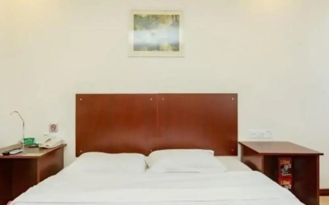 GreenTree Alliance Jinan Licheng Town Yaohua Road Yaoqiang Airport Hotel
