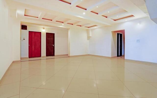 Treebo Kuber Palace With a Swimming Pool
