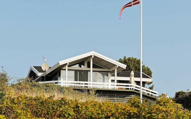 Gorgeous Seaside Holiday Home in Faaborg