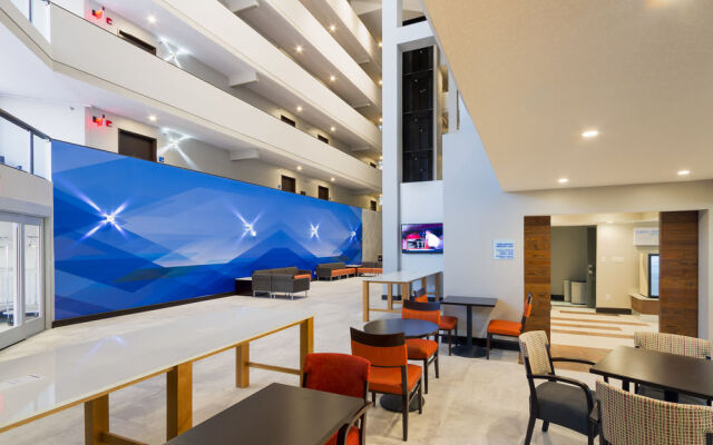 Quality Inn near Six Flags