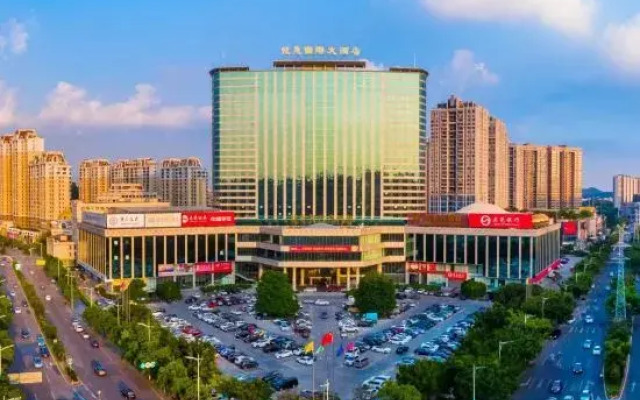 Dongguan Lung Chuen International Hotel
