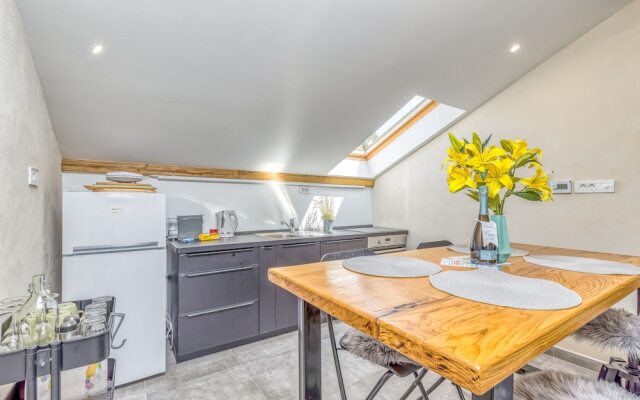 Beach Apartment Kostrena 2