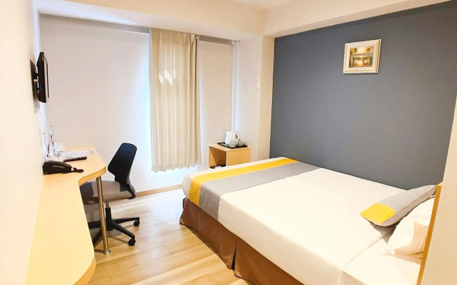 Victoria Hotel Naha