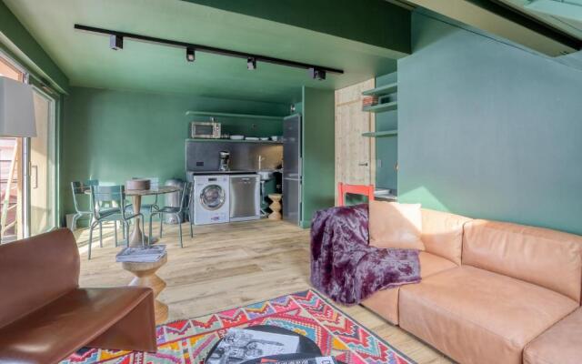 AMAZING LUXURY FLAT FOOT OF THE PISTE LUC AlPHAND 80M2