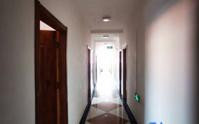 Zeqi Hotel