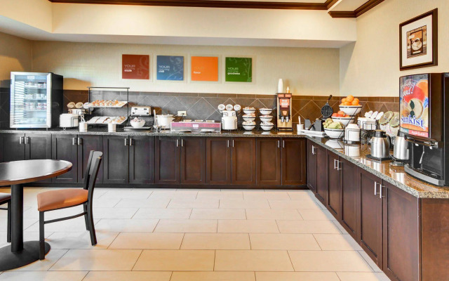Best Western Carthage Inn & Suites