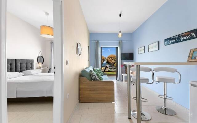 Sun Beach Apartments in Chania 10 & 13