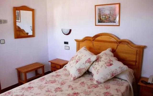 Hotel Puerta del Parque
