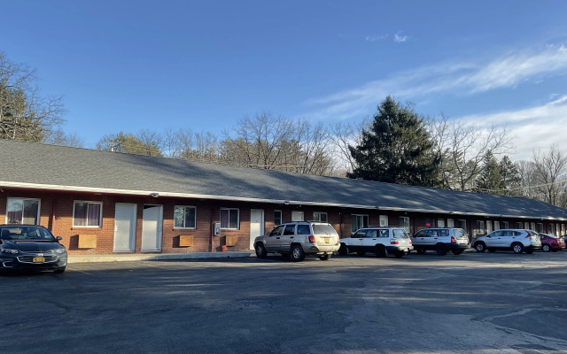 Hudson Valley 9w Motel