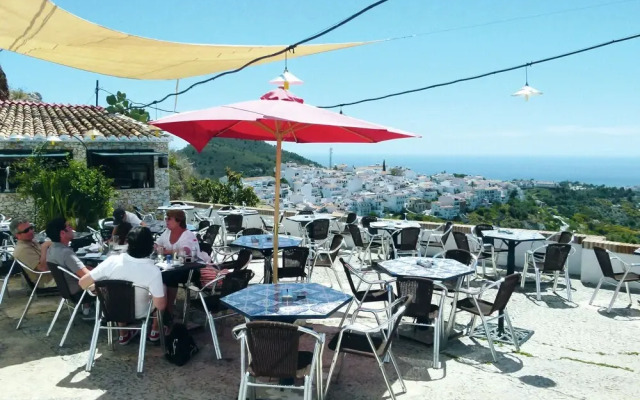 Charming Andalusian Farmhouse With Private Pool in Mountainous Area